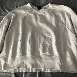 Women’s Nike Tan Cropped Crewneck Size XL